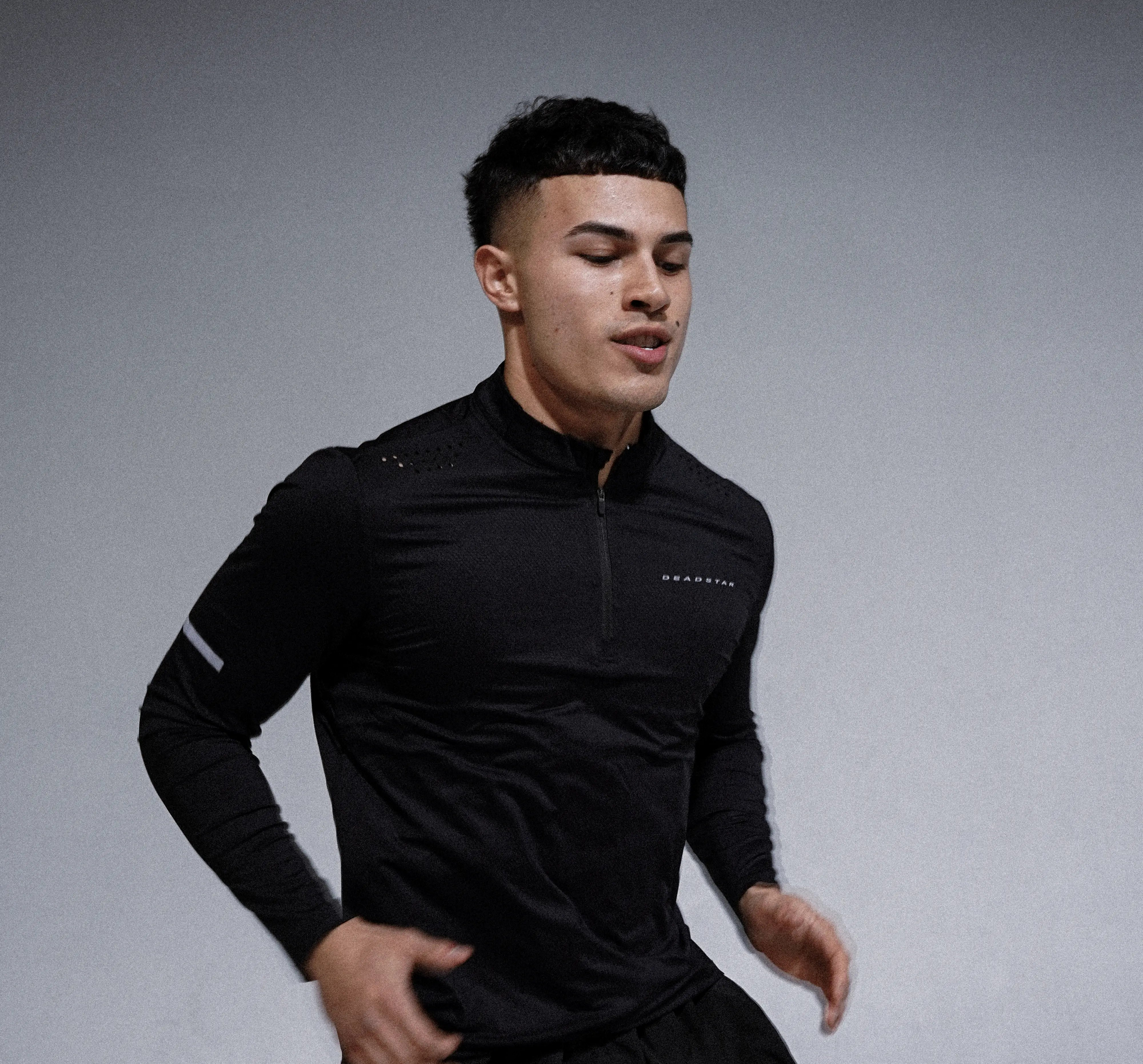 LONG SLEEVE PERFORMANCE HALF-ZIP