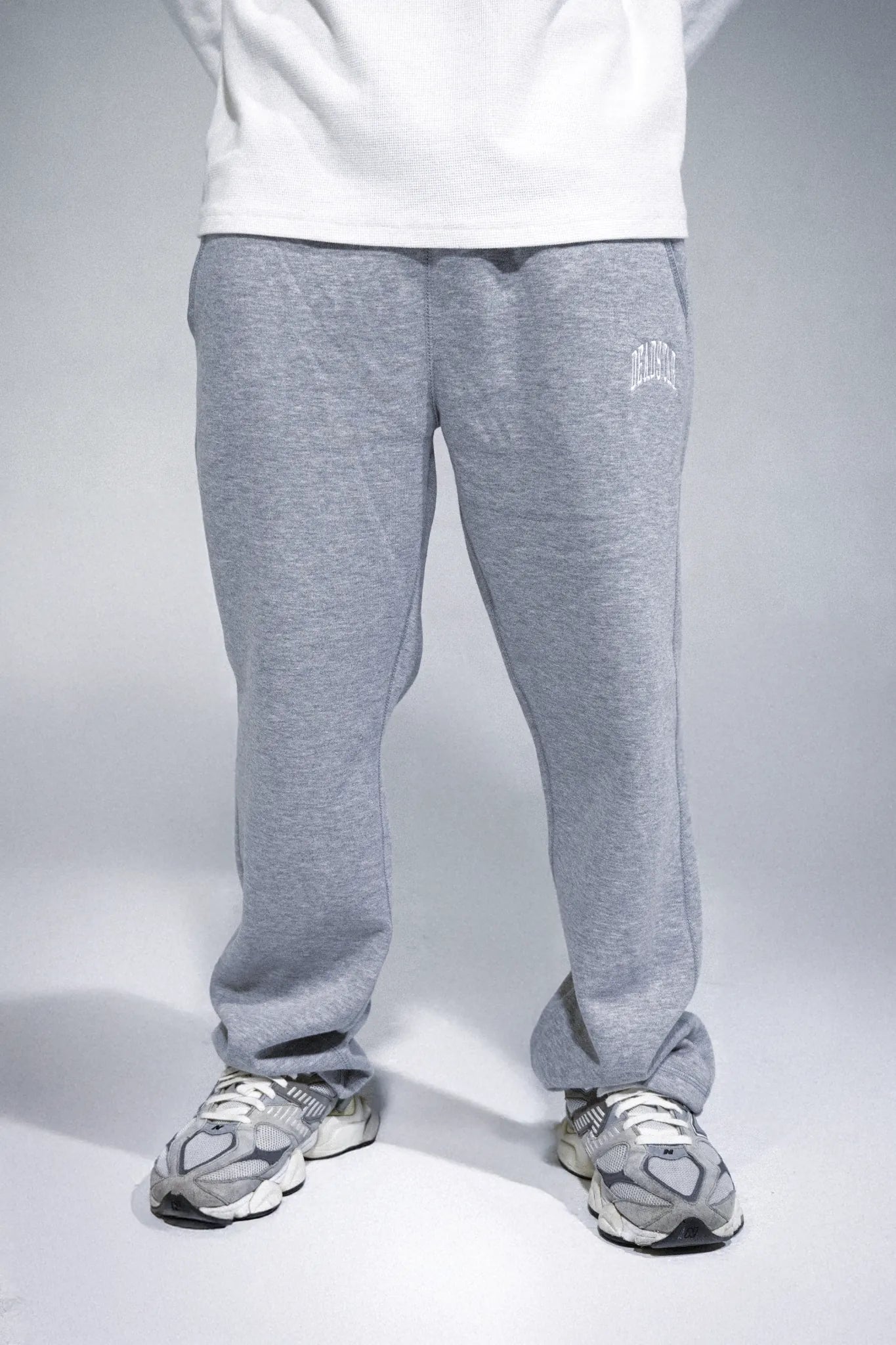 305 GSM OPEN-BOTTOM SWEATS